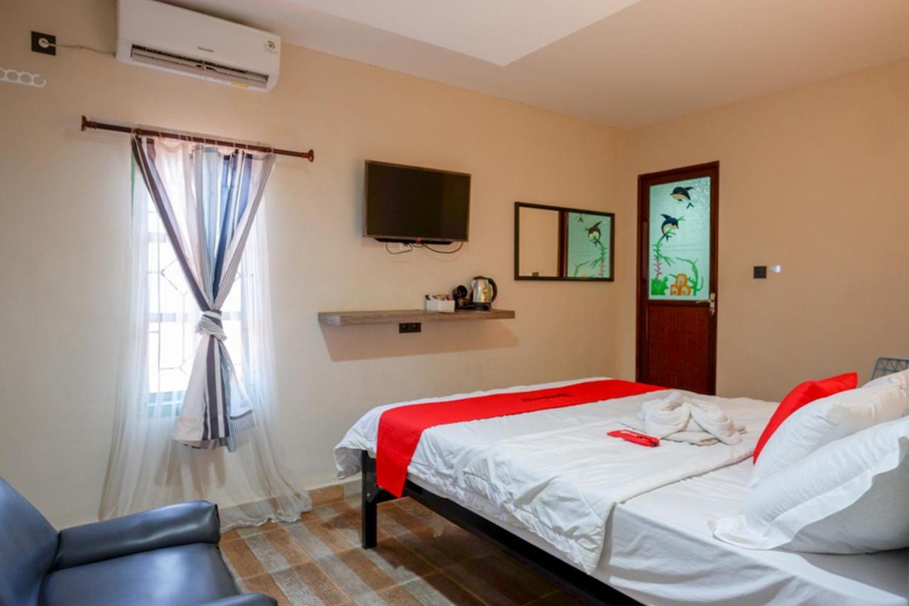Hotel Reddoorz Syariah At Jalan Jenderal Sudirman Palopo Exterior foto